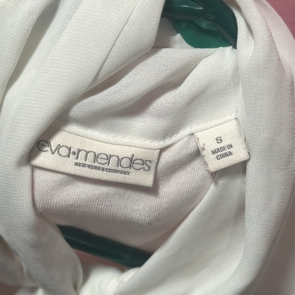 Eva Mendes NY & Co. Puff Sleeved Cream Blouse Size Small - Picture 4 of 6